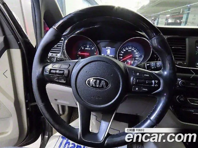 Kia The New Carnival id 2714203 из Кореи 16