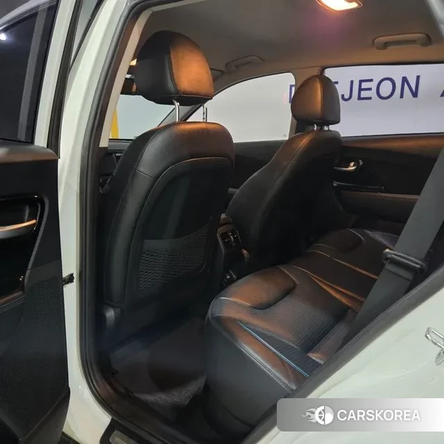 Kia Niro EV id 3468784 из Кореи 15