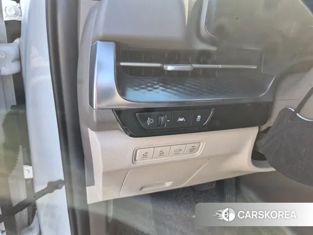 Kia Carnival 4th generation id 3371026 из Кореи 18