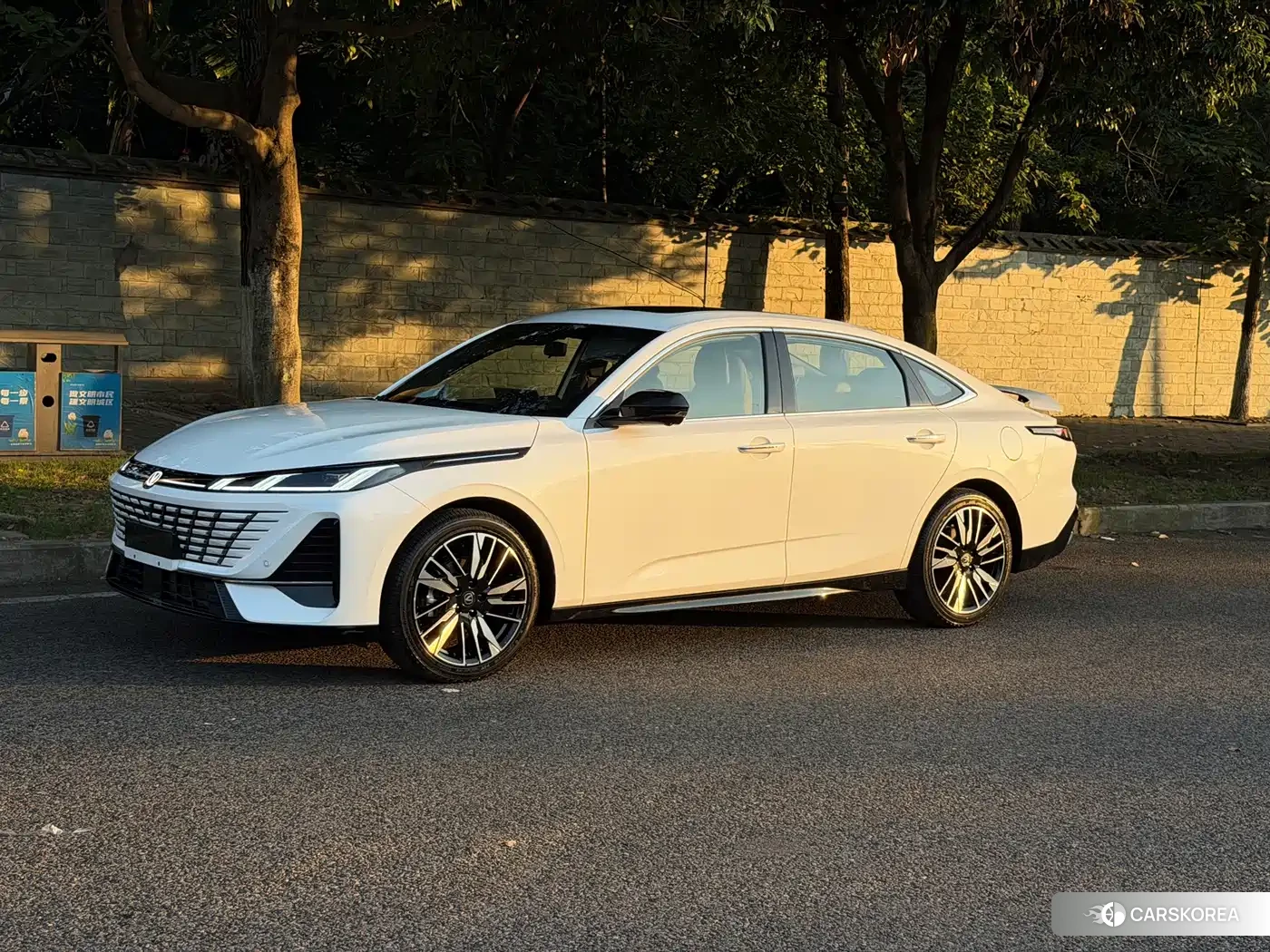 Chang'an Yidong id 4669331 из Китая 8