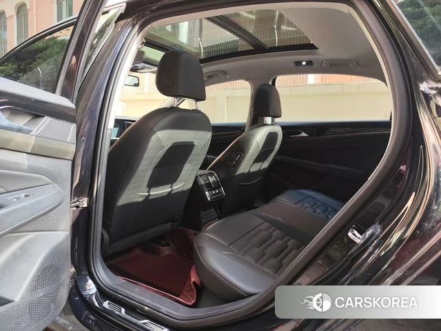 Volkswagen Passat id 4272676 из Китая 8