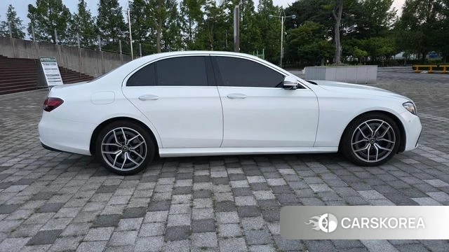 Mercedes-Benz E-Class W213 id 4495475 из Кореи 17