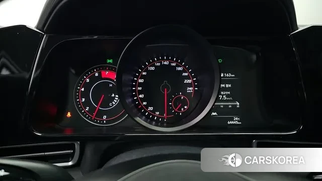 Hyundai Avante (CN7) id 3175338 из Кореи 18