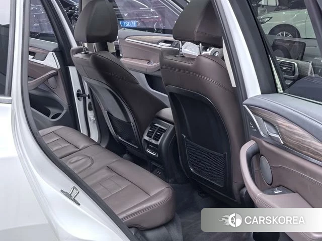 BMW X3 id 4212307 из Китая 15