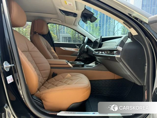 BMW 7 series id 4297699 из Китая 16