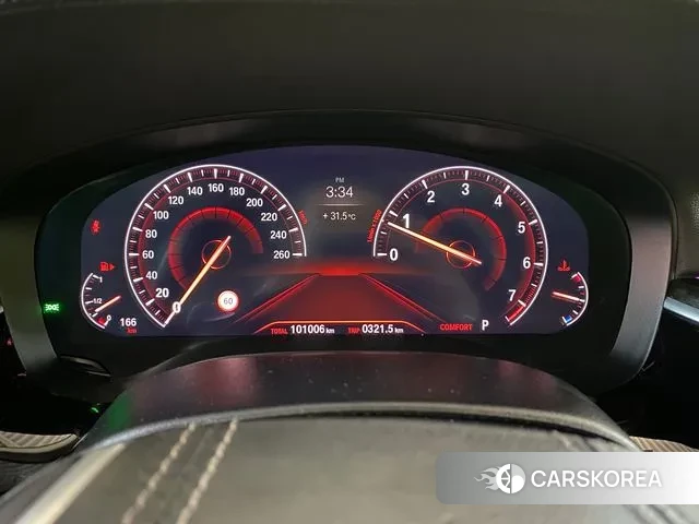 BMW 5 Series (G30) id 2961373 из Кореи 18