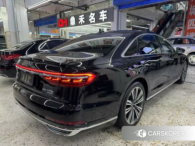Audi A8 id 4391992 из Китая 12