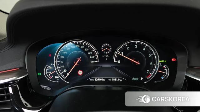 BMW 5 Series (G30) id 3873845 из Кореи 18