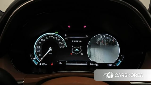 Genesis GV70 id 3833608 из Кореи 18