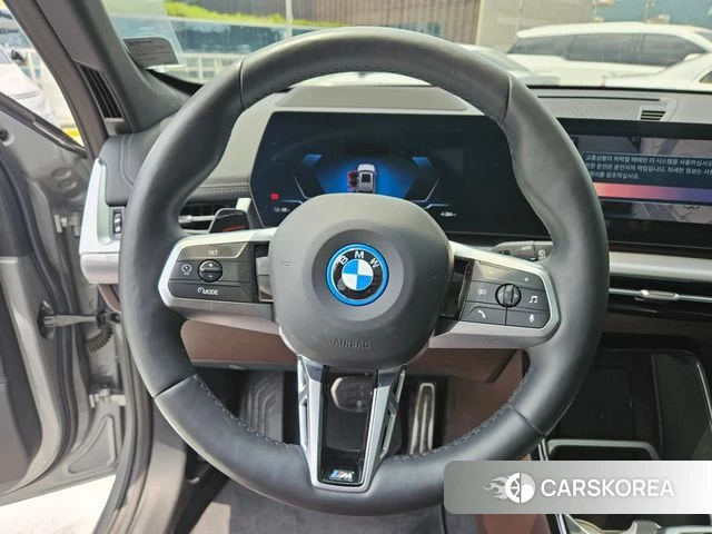 BMW iX1 (U11) id 4474572 из Кореи 9