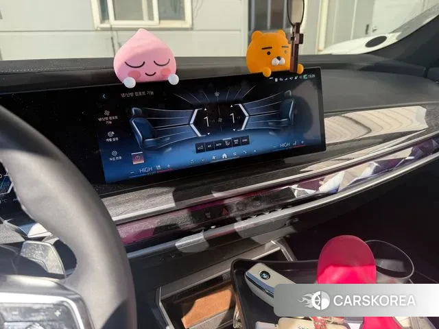 BMW 7 Series (G70) id 3549947 из Кореи 8