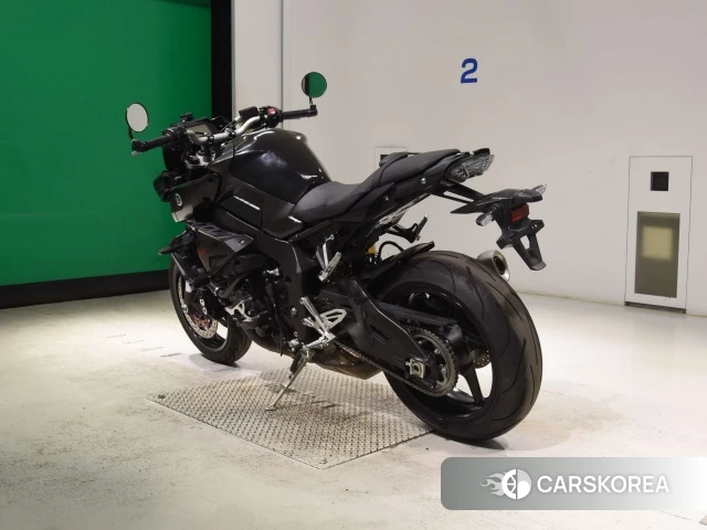 Yamaha MT-10 id 4347583 из Японии 8