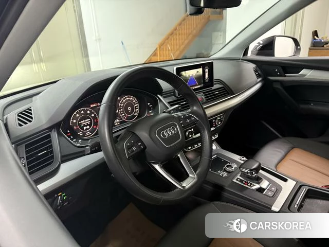 Audi Q5L id 4273675 из Китая 17