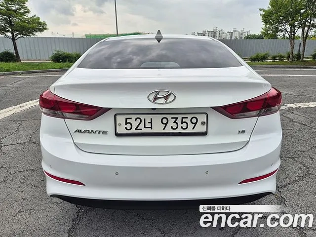 Hyundai Avante AD id 2946345 из Кореи 18