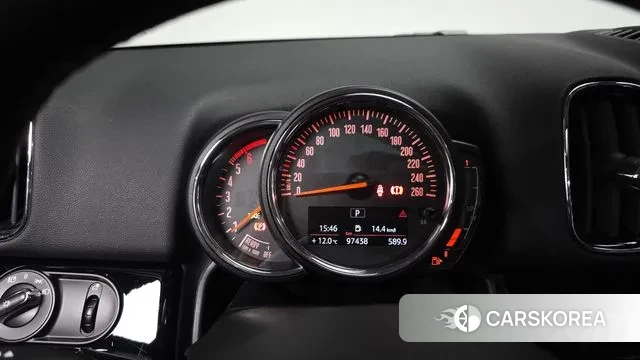 Mini Cooper D Countryman id 3779117 из Кореи 18