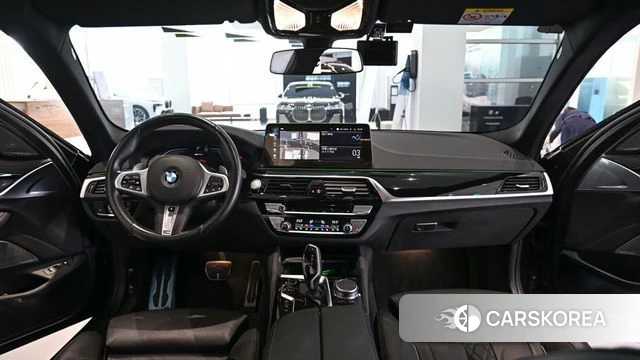 BMW 5 Series (G30) id 4489923 из Кореи 18