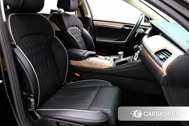 Genesis G90 id 4894221 из Кореи 18