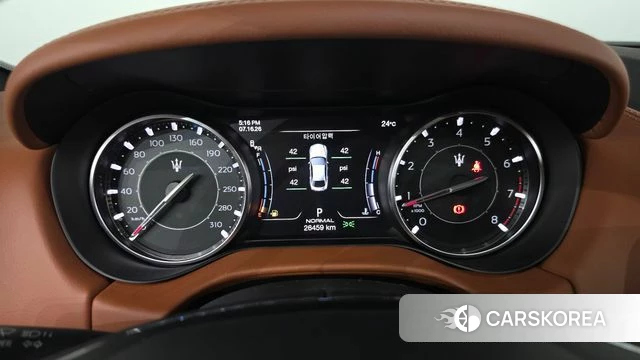 Maserati Ghibli id 4592094 из Кореи 32