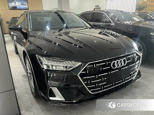 Audi A7L id 4205804 из Китая 8