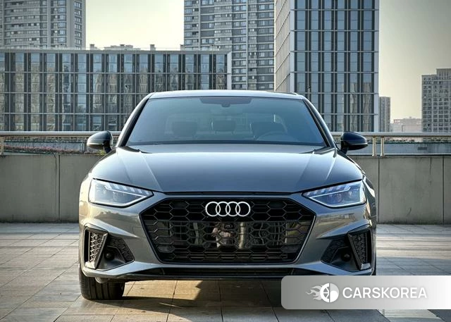Audi A4L id 4277920 из Китая 15