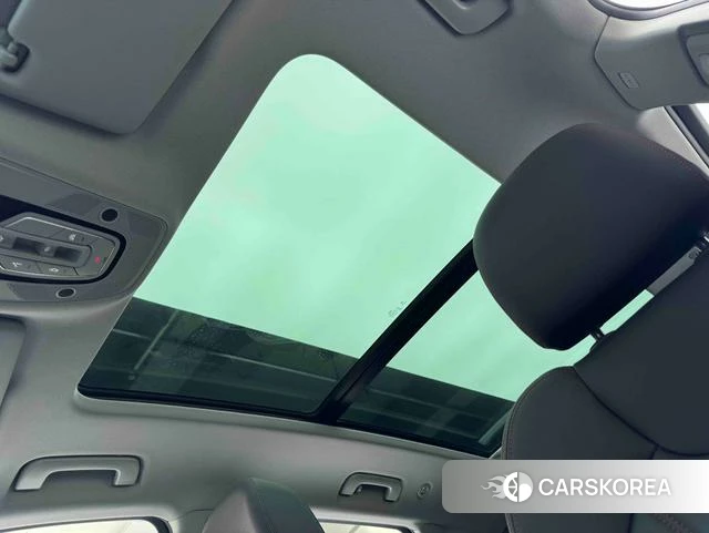 Audi Q5L id 4271886 из Китая 16