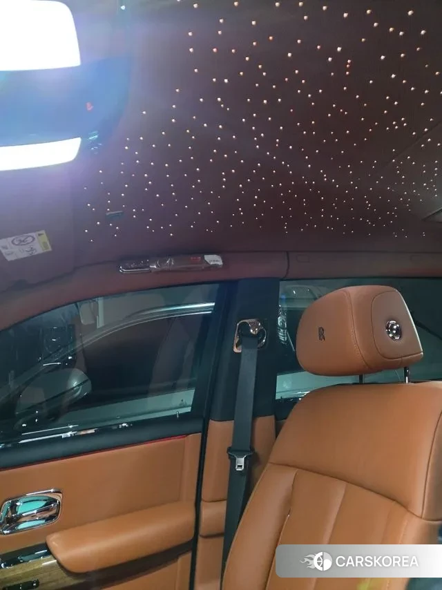 Rolls-Royce Phantom id 3512667 из Кореи 12