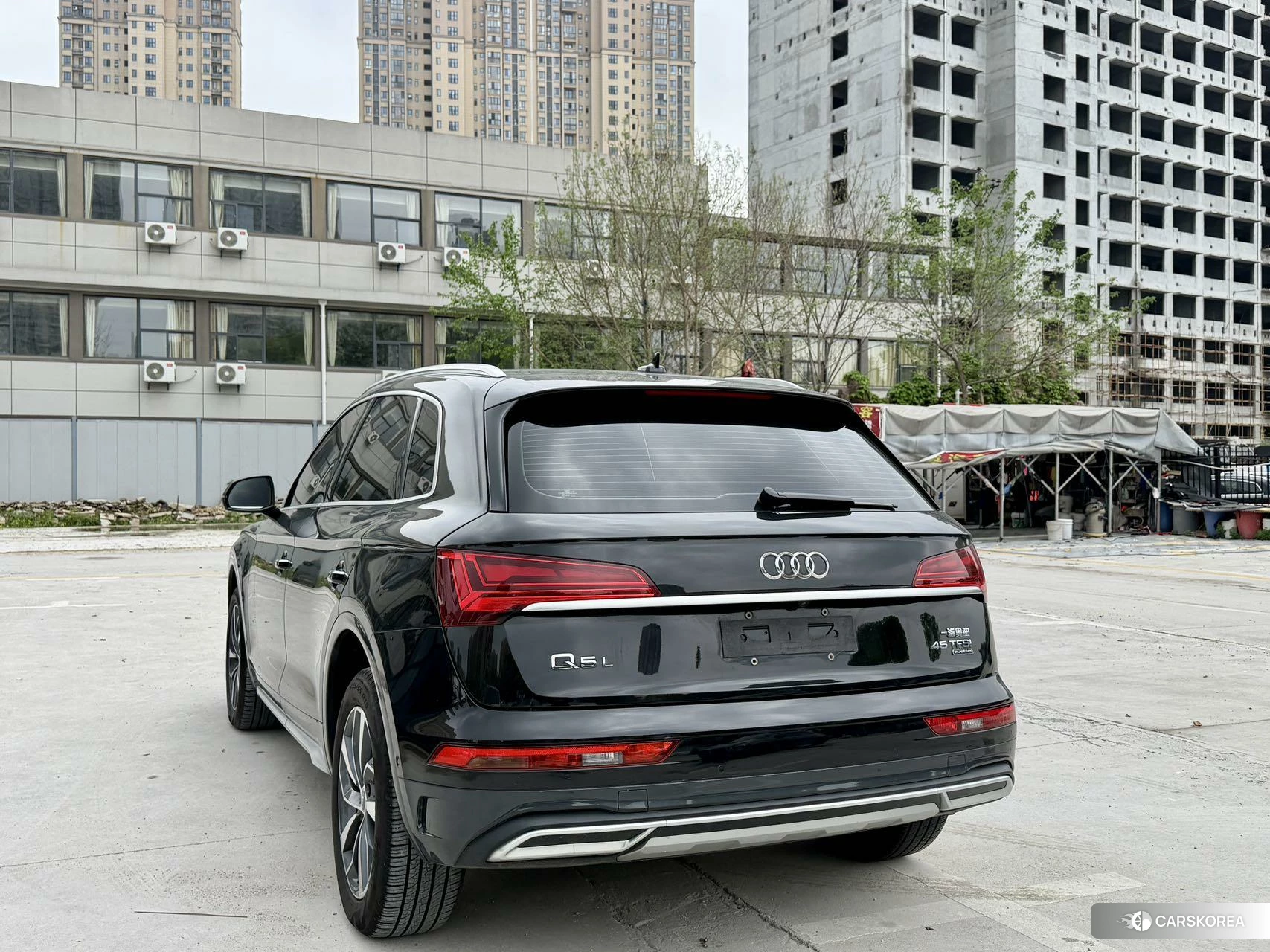 Audi Q5L id 4514851 из Китая 15