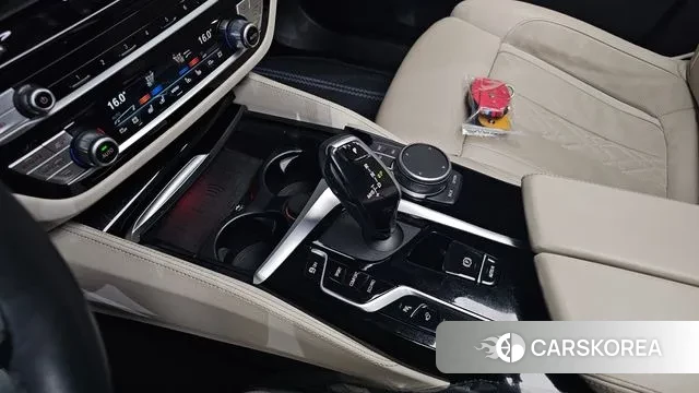 BMW 6 Series GT (G32) id 3592531 из Кореи 18