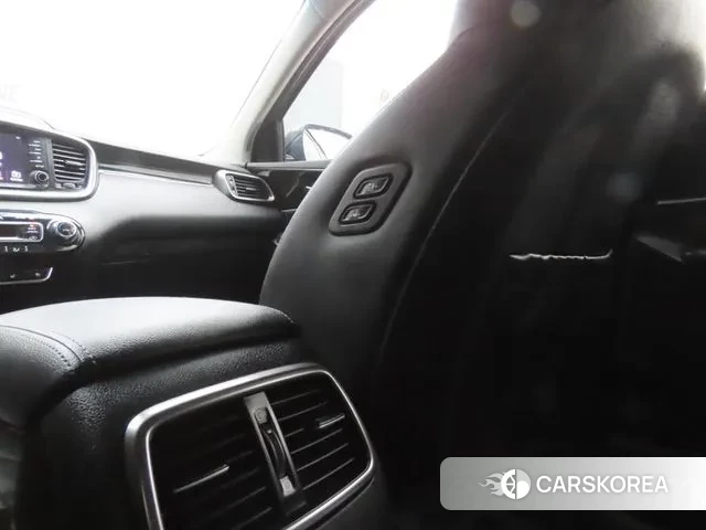 Kia The New Sorento id 3723595 из Кореи 18