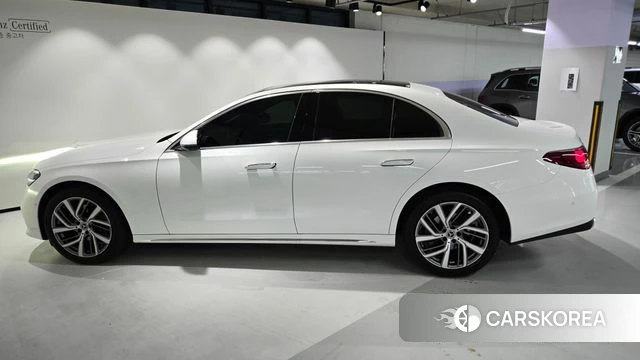 Mercedes-Benz E-Class W214 id 4635081 из Кореи 18
