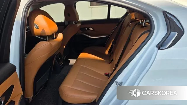 BMW 3 Series (G20) id 3333907 из Кореи 8