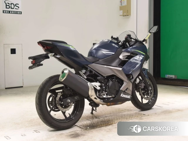 Kawasaki NINJA 400 id 3970826 из Японии 8