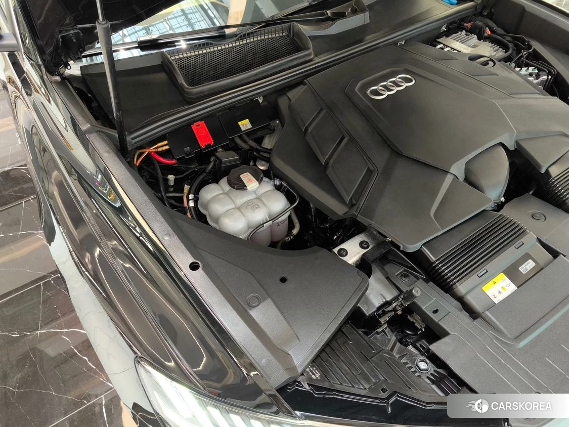 Audi Q8 id 4452812 из Китая 39