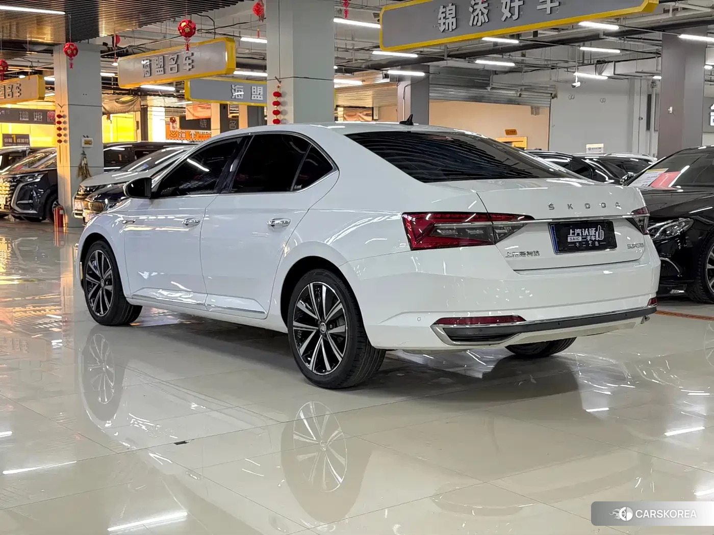 Skoda Superb id 4589467 из Китая 9
