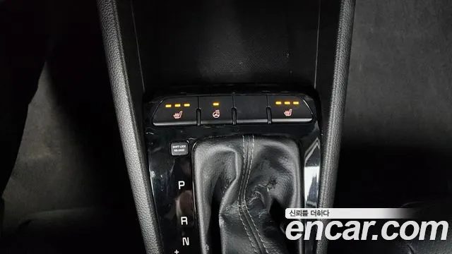 Kia Stonic id 2690332 из Кореи 18