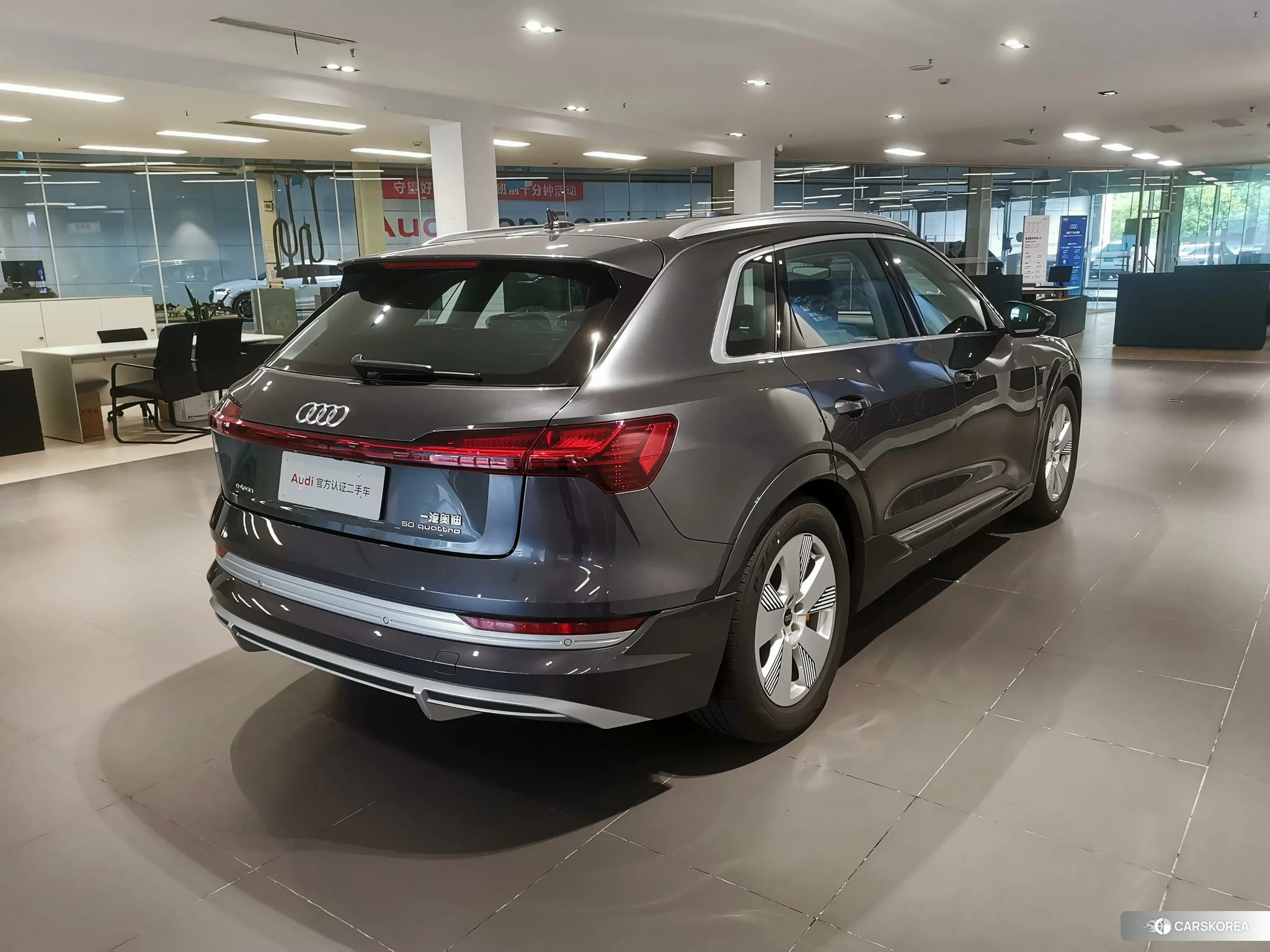 Audi e-tron id 4498990 из Китая 11