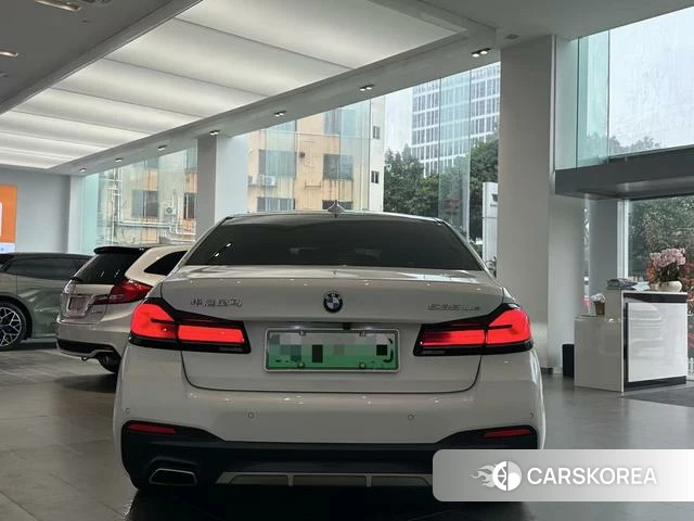 BMW 5 series PHEV id 4221799 из Китая 25