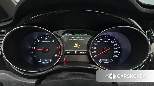 Kia The New Carnival id 4197104 из Кореи 18