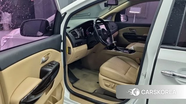 Kia The New Carnival id 4351150 из Кореи 15
