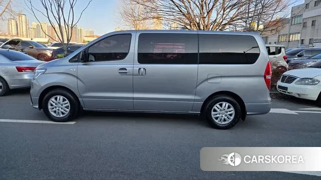 Hyundai The New Grand Starex id 3757514 из Кореи 11