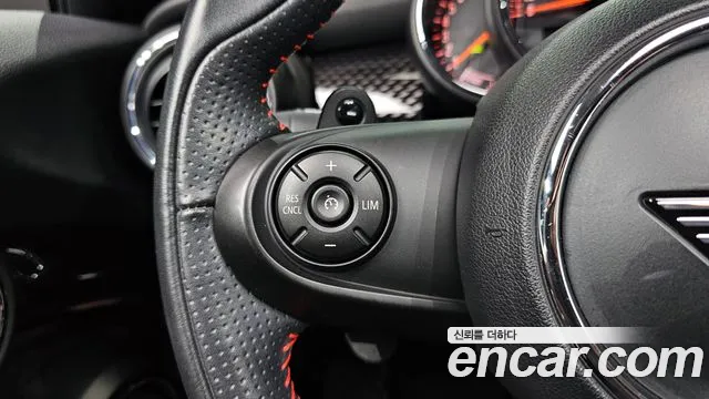 Mini Cooper S id 2660476 из Кореи 18