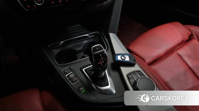BMW 3 Series (F30) id 4582170 из Кореи 30
