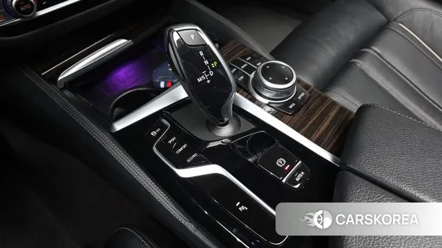 BMW 5 Series (G30) id 3443199 из Кореи 18