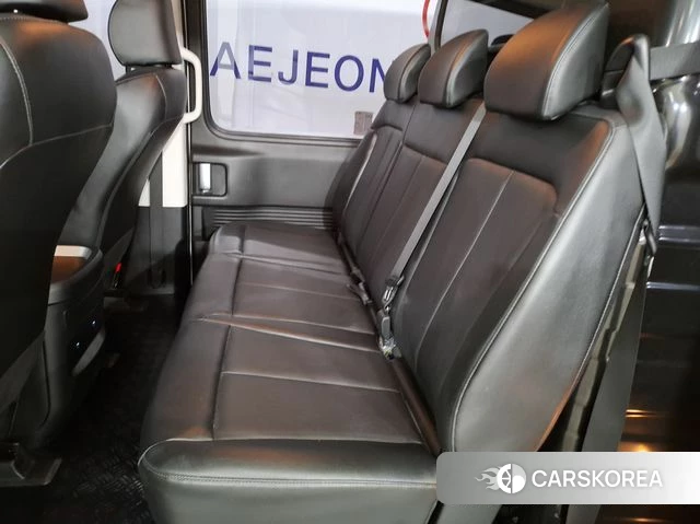 Hyundai Staria id 3915919 из Кореи 18