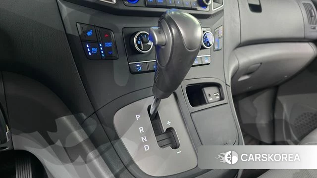 Hyundai The New Grand Starex id 4683642 из Кореи 28