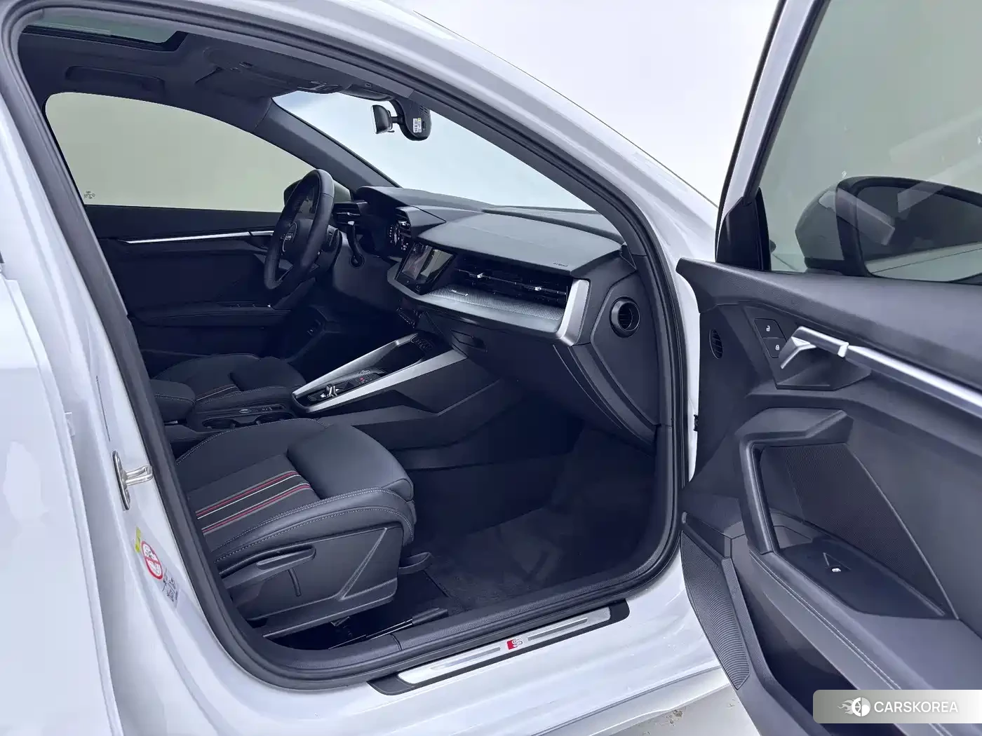 Audi A3 id 4664411 из Китая 30