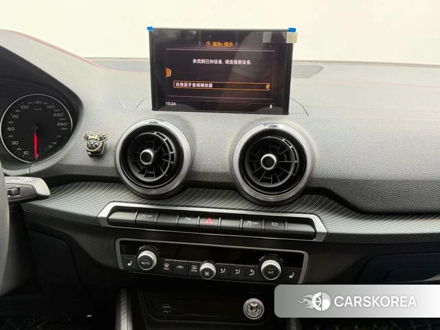 Audi Q2L id 4278712 из Китая 19