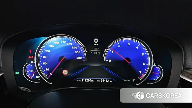 BMW 5 Series (G30) id 3854037 из Кореи 18