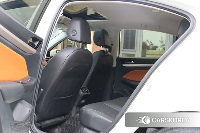 Volkswagen Bora id 4387322 из Китая 8