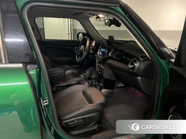 Mini Cooper S id 3573414 из Кореи 17